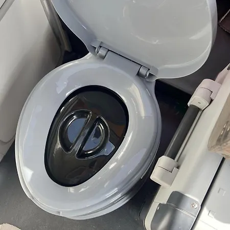 Rent A Blue Classics's Campervan Mb 100 For A Trip In Algarve Luxe tent