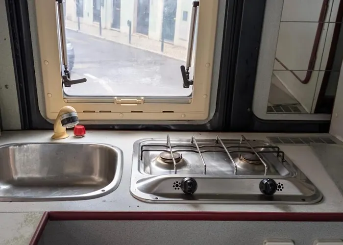 Rent A Blue Classics's Campervan Mb 100 For A Trip In Algarve Lyxtält